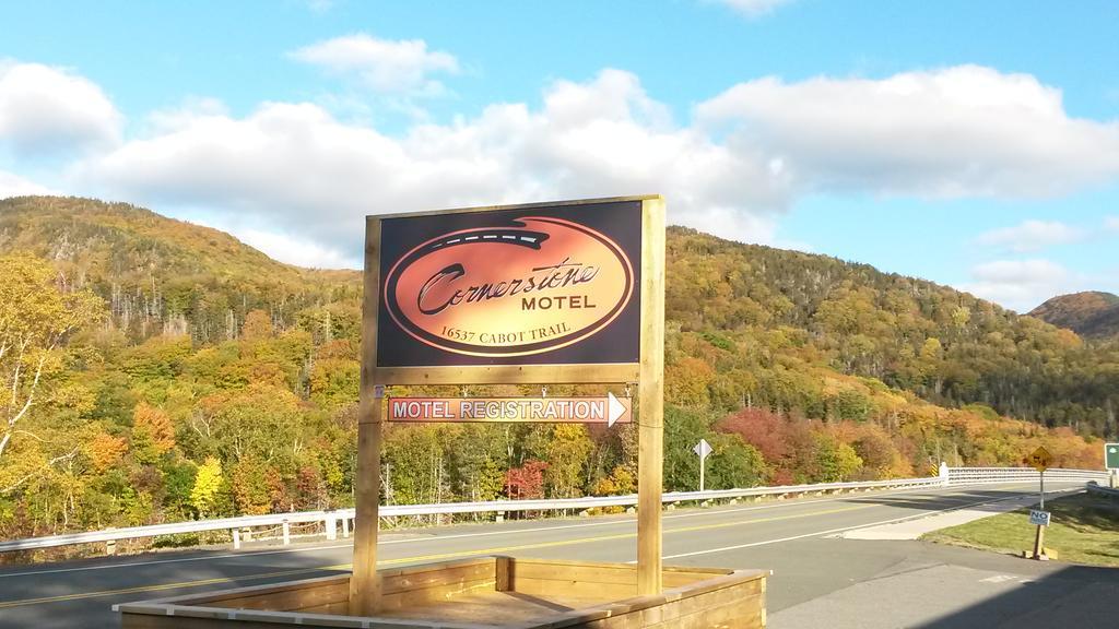 Chéticamp Cornerstone Motel מראה חיצוני תמונה
