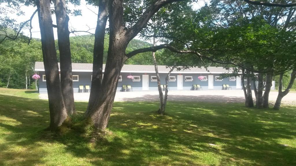 Chéticamp Cornerstone Motel מראה חיצוני תמונה