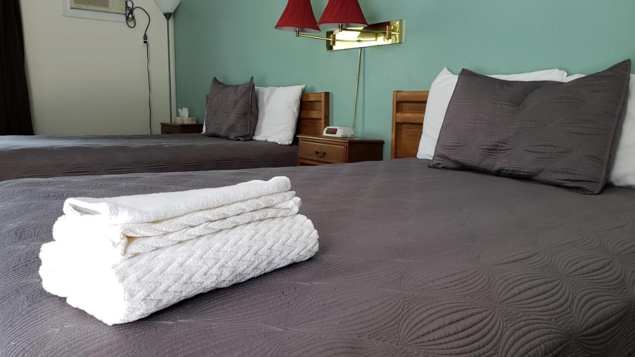 Chéticamp Cornerstone Motel מראה חיצוני תמונה